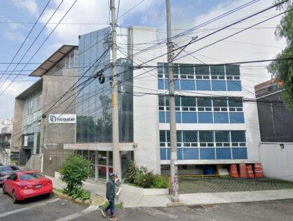 Edificio en Renta Boulevares, Naucalpan, 310 m², 4 Lugares de Estacionamiento Completo o por Piso.