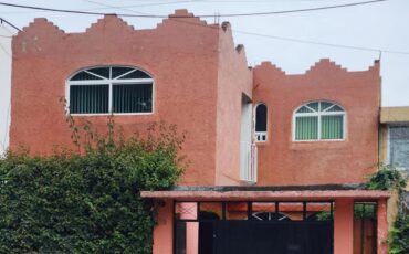 Casa en Venta en Tabachines, Colonia Jardines de Atizapan.